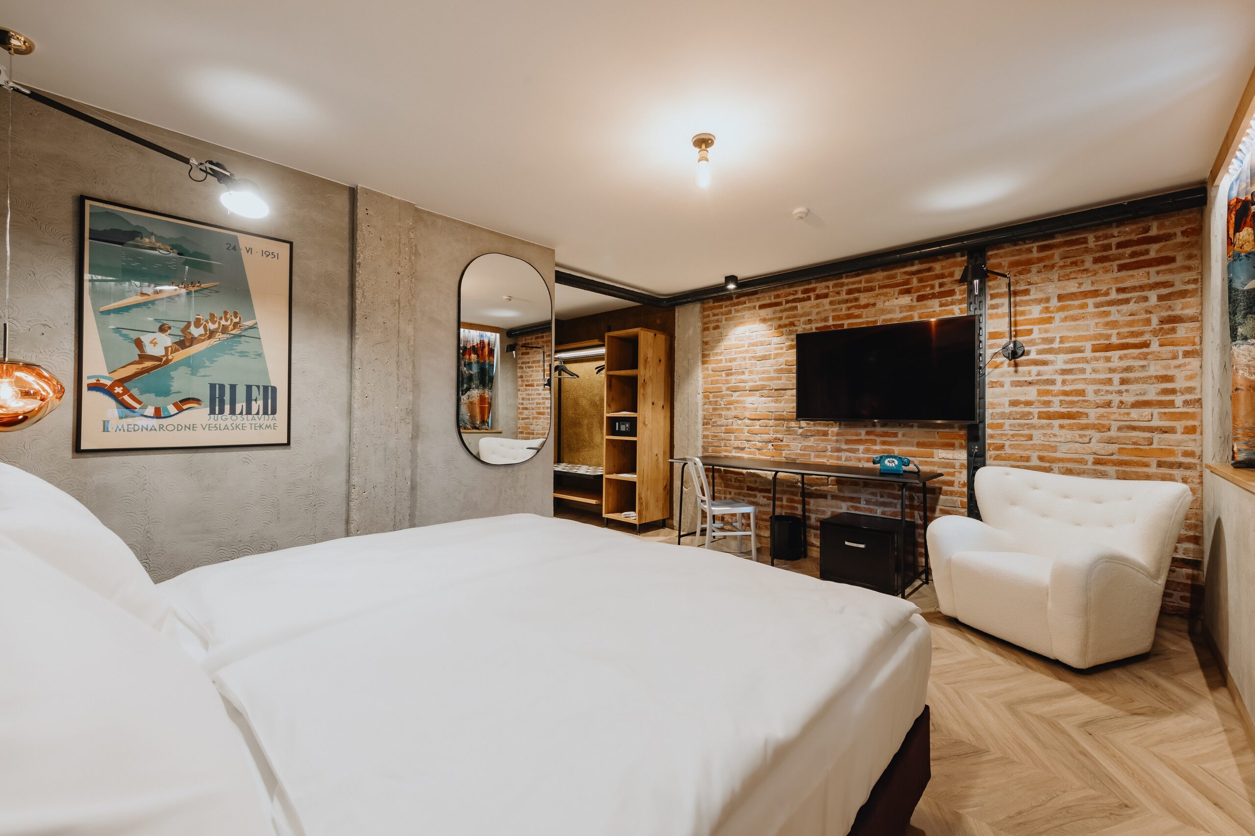 Hotel_One66-Double_Room5